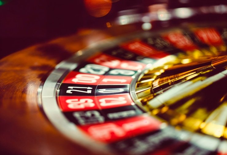 Microgaming slot game interface showing reel layout and win calculation on grandbet88 gacor
